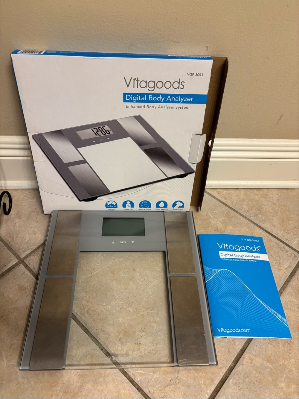 Vitagoods Digital Body Analyzer - Gray/Glass
